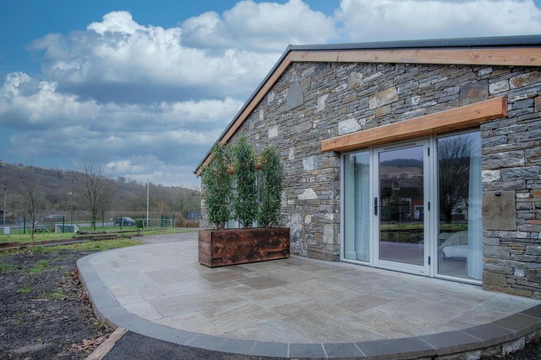 Suite 6 - Sleeping Giant Hotel - Pen Y Cae Inn Brecon Exterior foto